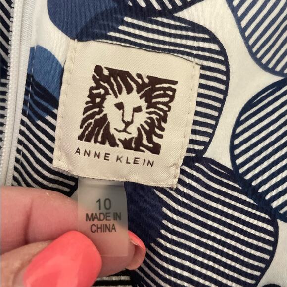 Anne Klein Women Dress 10 Geometric Dot Pockets Belt Flare Career Travel Event - Picture 2 of 12